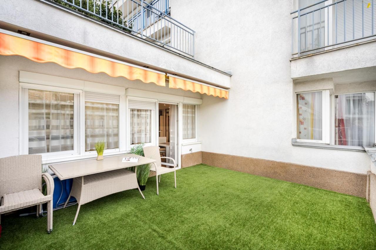 Bpr Garay Suite With Rooftop Terrace & A/C Budapeste Exterior foto