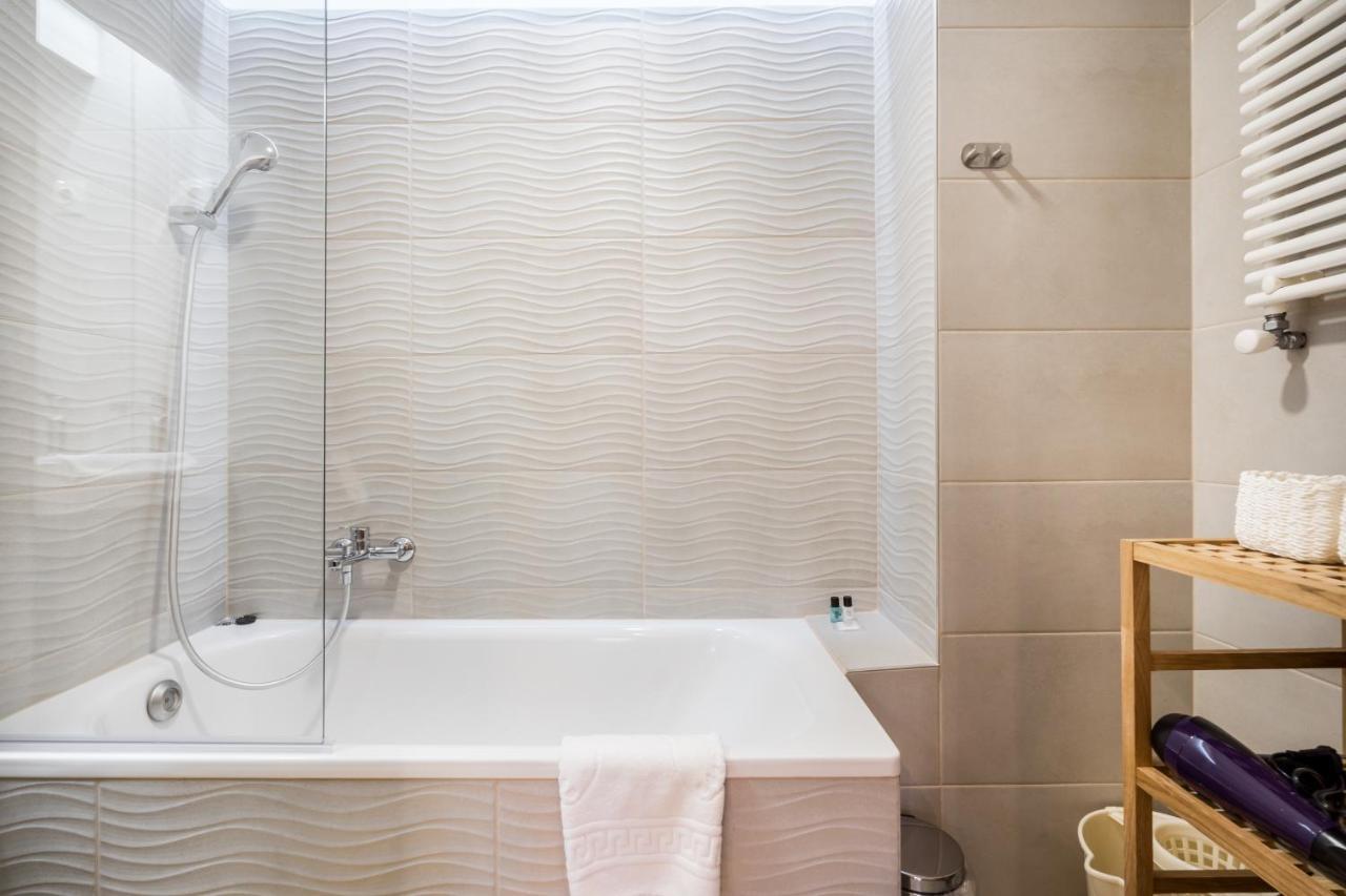 Bpr Garay Suite With Rooftop Terrace & A/C Budapeste Exterior foto